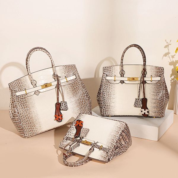 

women's large capacity slung 2021 new tide crocodile bag texture atmosphere handbag