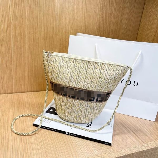 

luxury design handbag woven women's new one shoulder messenger bag in spring and summer 2021 straw bucket beach bag yc