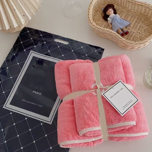 Designer A Set Handtuch aus reiner Baumwolle C Luxurys Designer Gesichtshandtuch und Badetuch Soft Wash Bath Home Absorbierende Männer Frauen Waschlappen 256E