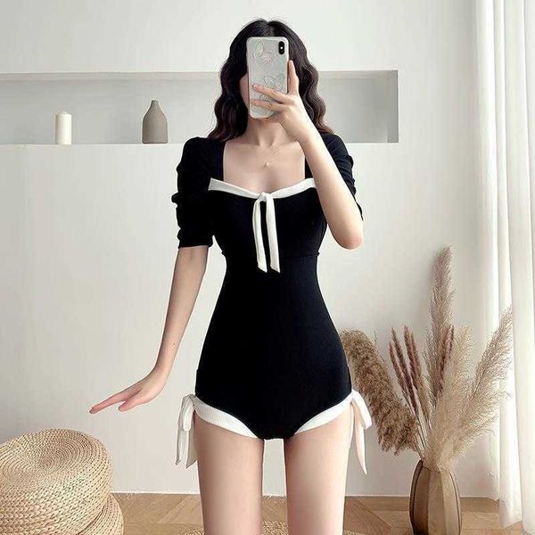 

2021 swimsuit for female conservative students, White;black