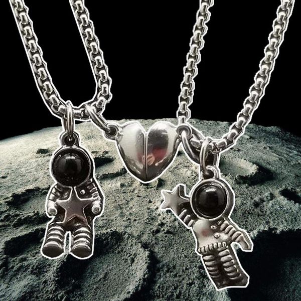 

pendant necklaces astronaut magnetic heart attracted couple women men lovers spaceman jewelry gift necklace stainless steel, Silver
