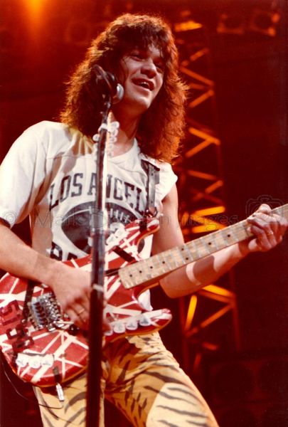 Быстрая доставка в течение 48 часов/Eddie Van Halen 5150 красная электрогитара/белая черная полоса/мост тремоло Floyd Rose/Бесплатная доставка