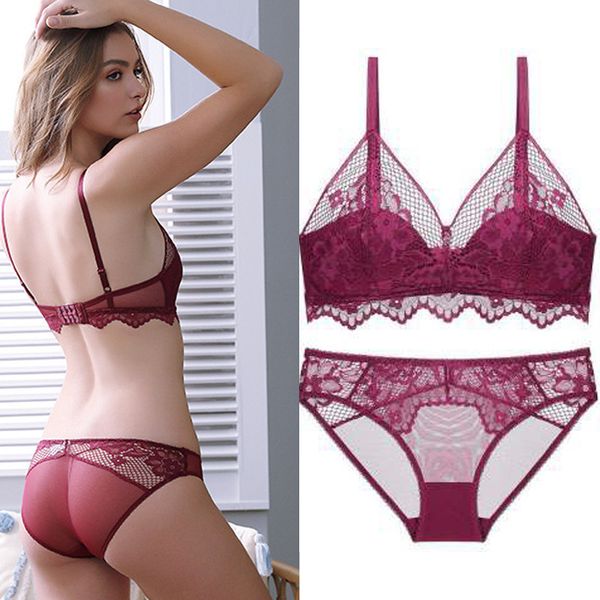 

59% off factory outlet store 475# french lace small chest gathered bra without steel ring girl triangle cup underwear set, Red;black