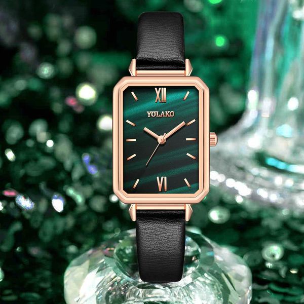 

wristwatches gradient water ripple retro watches women fashion exquisite green quartz vintage leather wrist watch simple small female clock, Slivery;brown