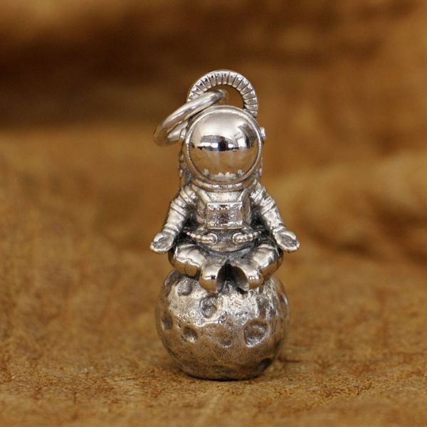 

linsion 925 sterling silver astronaut pendant charms earth protector ta331
