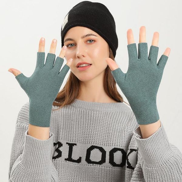 

cycling gloves german velvet warm women winter outdoor cold-proof thin self-heating touch-screen half-finger mittens traveling, Black