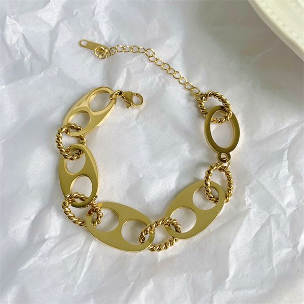 

design jewelry fashion geometry pig nose titanium steel bracelet niche design ins cool style student personality, Golden;silver