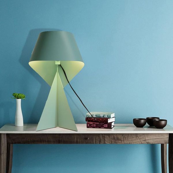 

table lamps modern creative personality wrought iron cartoon children's room bedroom study studio black and white origami lamp
