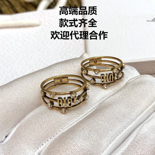

designers luxury fashion shidifei letter ring high version, Red;brown