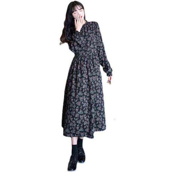 

2021 autumn and winter fashion temperament broken flower dress lazy wind long skirt women, Black;gray