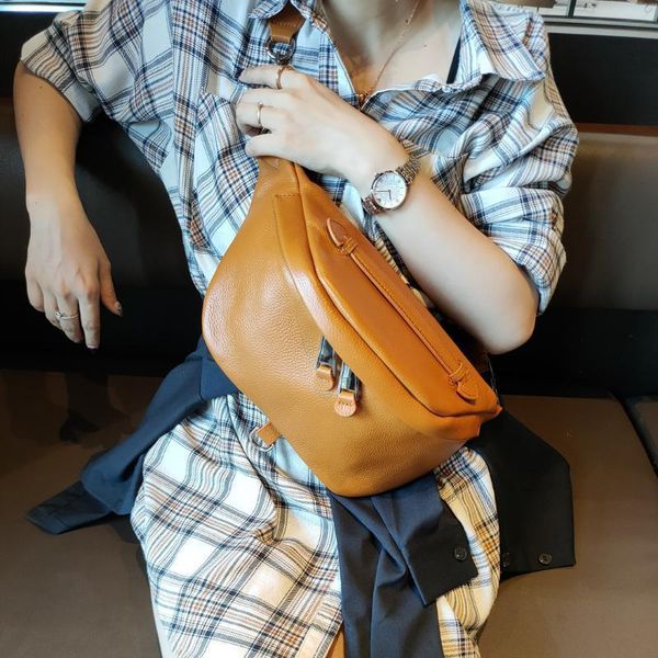 

juanjuan europe station women's 2021 new leisure chest bag simple and versatile crossbody