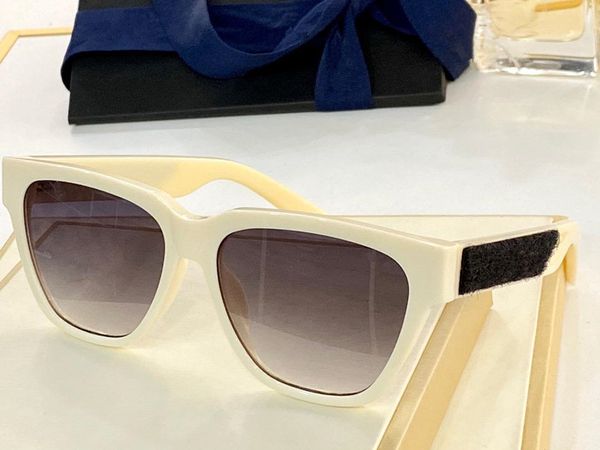 

sunglasses for men and women summer style anti-ultraviolet retro shield lens plate full frame fashion eyeglasses random box xtrem mu, White;black
