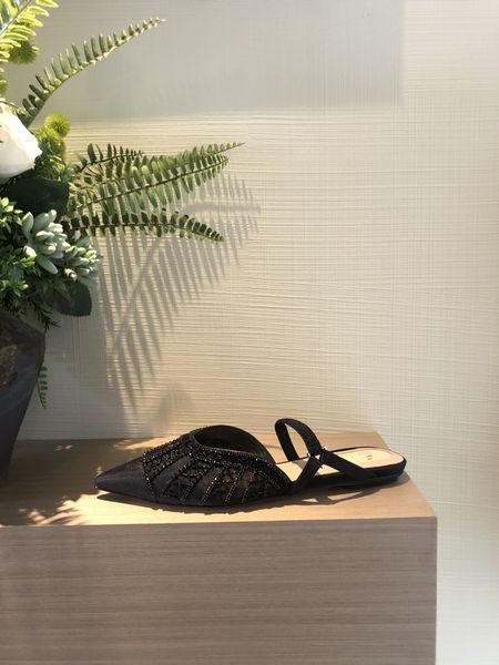 

famous lady saeda sandals pointed toe women pumps crystals strap nice, Black