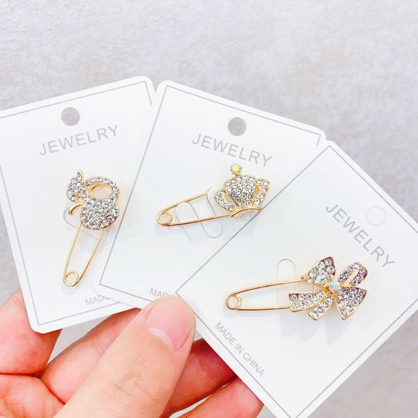 

brooch creative peacock bow alloy diamond accessories, Gray