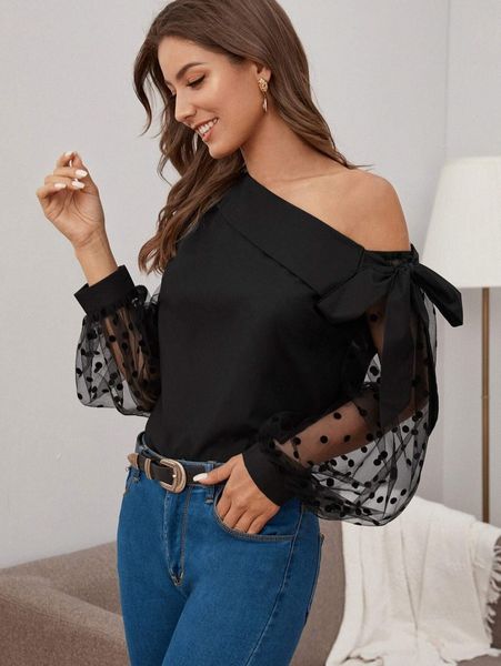 

knot asymmetrical neck dot mesh sleeve 37gt#, White