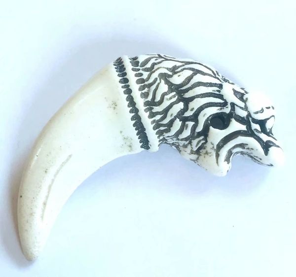 

12 pcs imitation carving tirbal lion head necklace, Silver