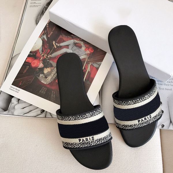 

2021 designer leather women sandals rubber sole cotton embroidered flip flop casual non-slip summer slippers size 35-42, Black