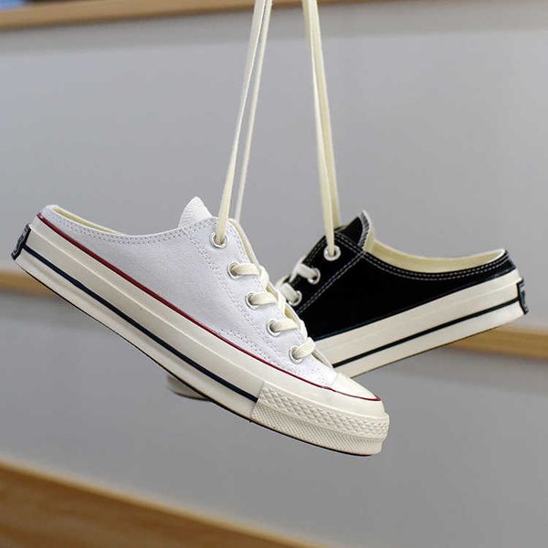 

putian has a large amount of canvas sho, men's and women's