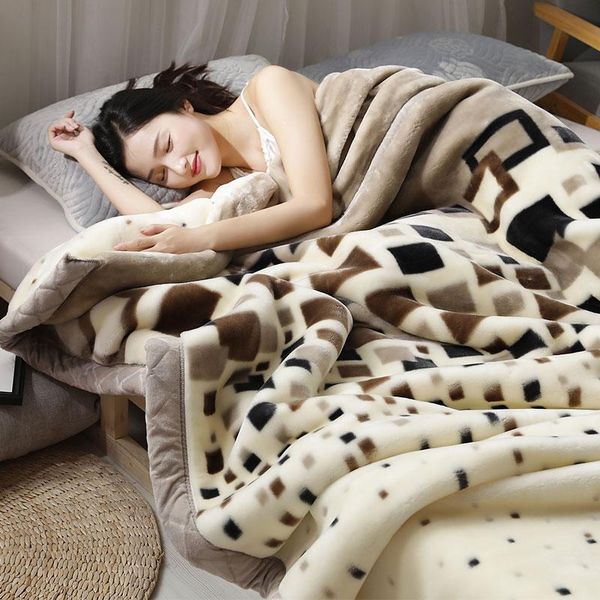 

blankets double flannel blanket cotton beds autumn nordic fleece sofa student winter mantas de cama home textile df50tz