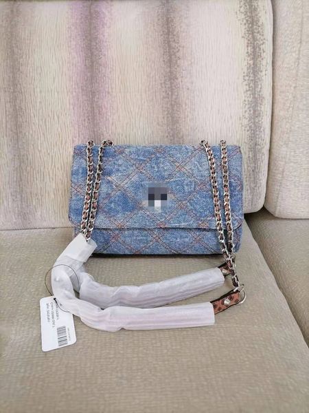 

dq767921 inverted triangle denim blue chain bag messenger