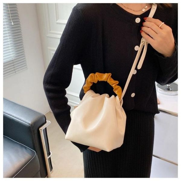 

evening bags fashion designer pleated shoulder bag women niche 2021 bucket ladies handbag pu leather wallet mobile phone