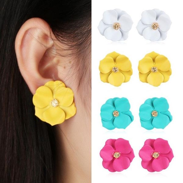 

stud temperament exaggerated color flower earrings 2021, Golden;silver