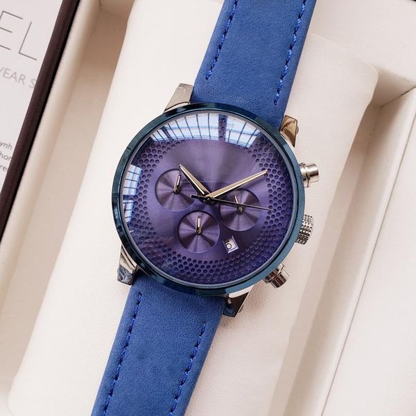 

wristwatches men's casual quartz watch fashion accessories waterproof leather table with luxurious, Slivery;brown