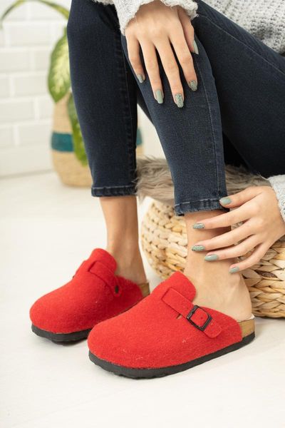 

women plush slippers red, Black