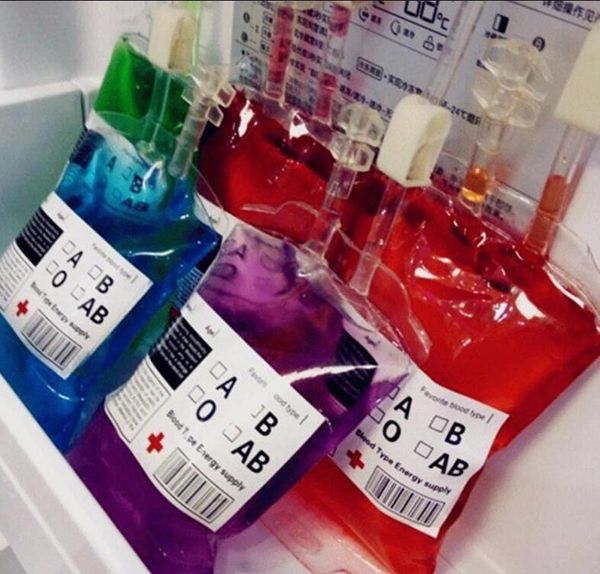 

350ml transparent clear blood bag pvc reusable energy drink bags halloween decoration pouch props vampire party supplies