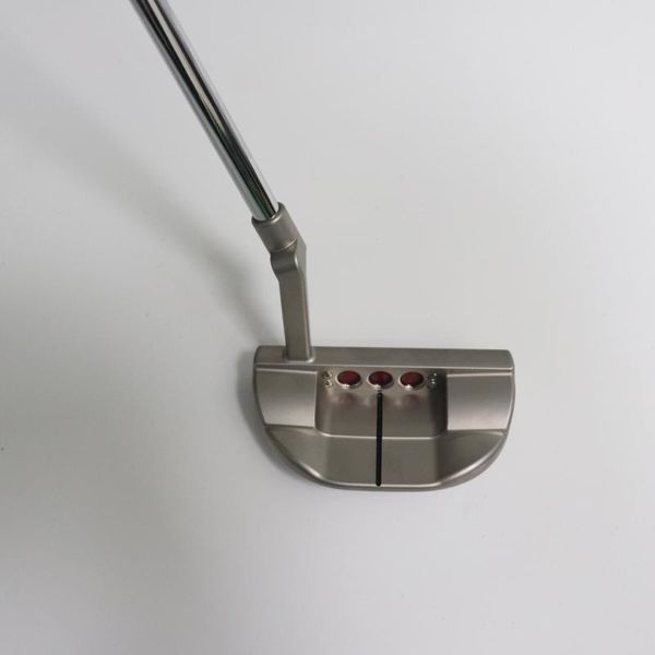 

complete set of clubs golf club semicircular putter shaped has high stability