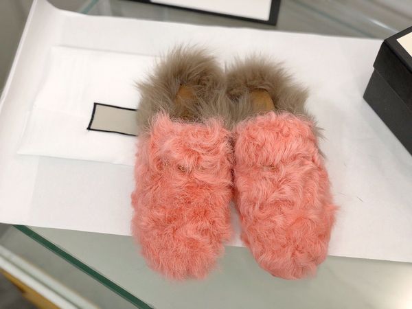 

jelly color maomao women's flat slippers have a full sense of design, european and american style, complete packaging, sizes 35-40, Black