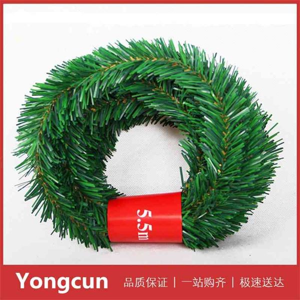 

5.5m rattan, christmas grass and ribbon decoration