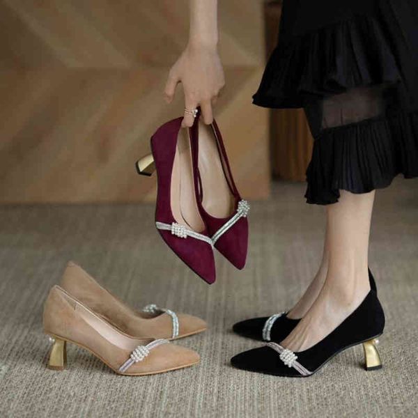 

dress shoes gold plated butt heel,women's single shoes, formal dress, suede upper, hand sewn pearl decoration, elegant and fashionable, Black
