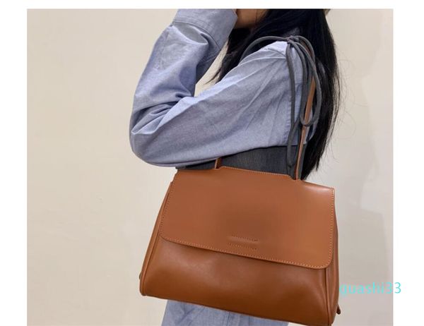 

simple pu leather commuter bag female leisure student soft leather flip bag