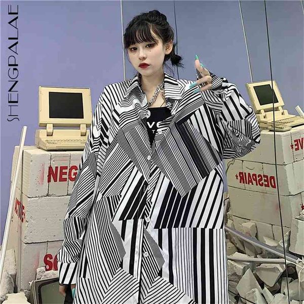 

irregular stripe contrast color blouse women's spring lapel large size single breasted long sleeve shirt 210427, White
