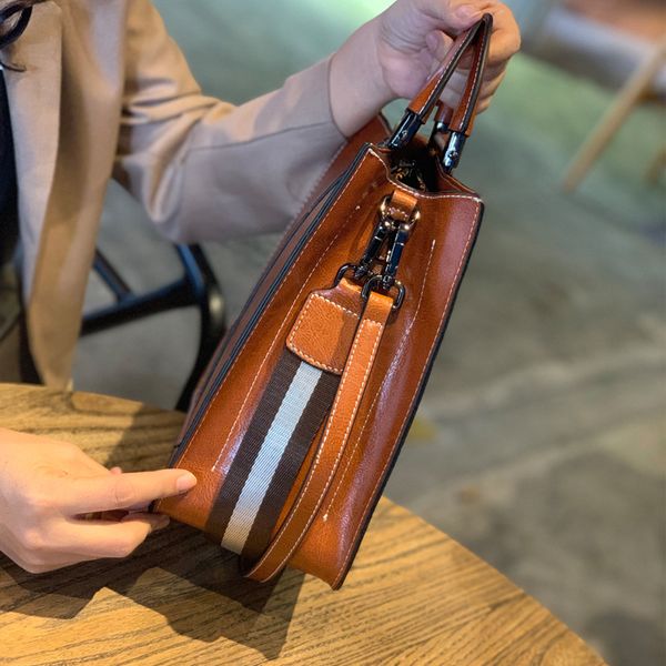 

2021 womens bag new patchwork genuine leather womens bag shoulder bag fashion european and american style style cowhide handbag guangzhou fa