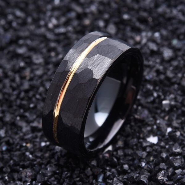 Alianças de casamento homens de alma 8mm preto com rosa ouro tungstênio martelo de carboneto fosco acabamento exclusivo design de banda de jóias