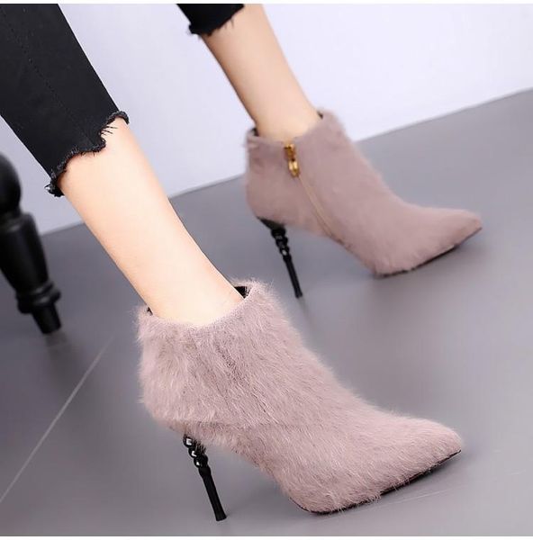 

boots 2021 fur heels winter fashion celebrity, Black