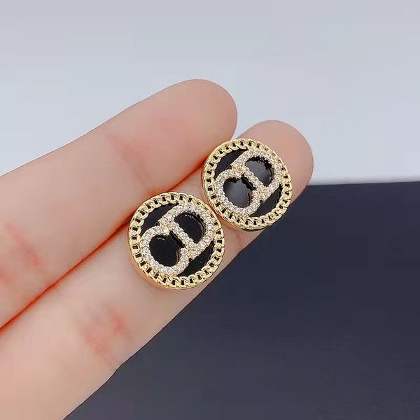 

design jewelry new letter diamond inlaid earrings round small fragrance net red and white earrings, Silver