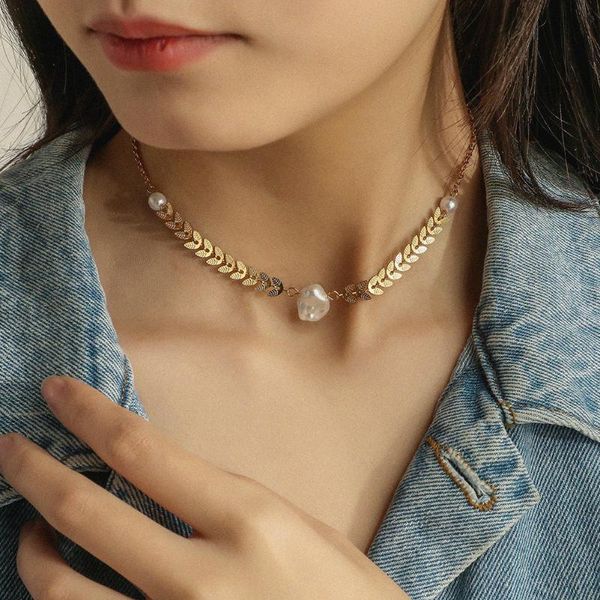 

chokers korean fashion stainless steel necklace wheat leaf chain baroque special-shaped pearl temperament short clavicle, Golden;silver