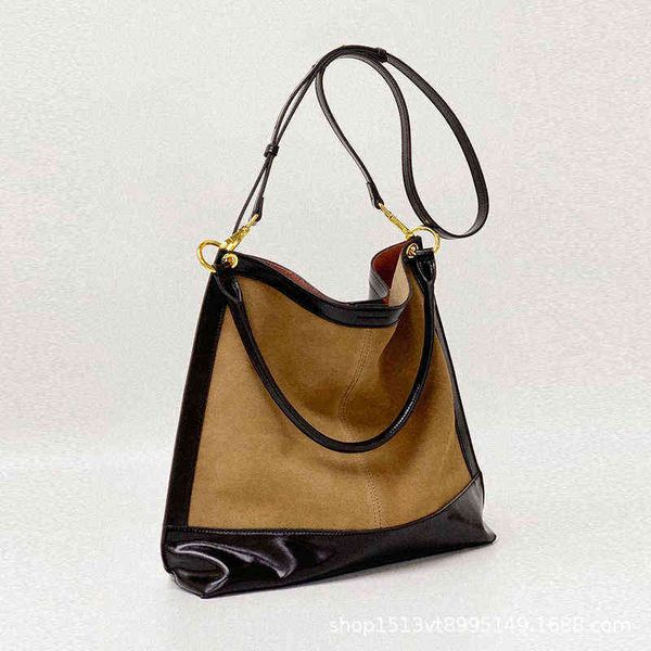 

women's bag 2021 fashion personalized autumn bag high-capacity leather cee portable shoulder bag, Black;red