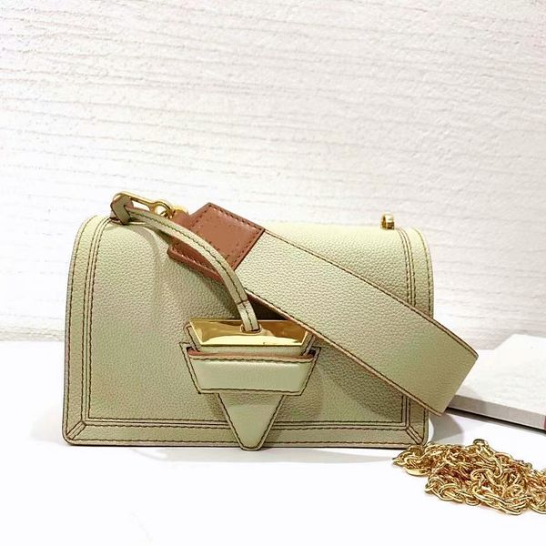 

women cross body fashion chain messenger bag luxurys designers bags ladies shoulder handbag triangle buckle luxury elegant modern