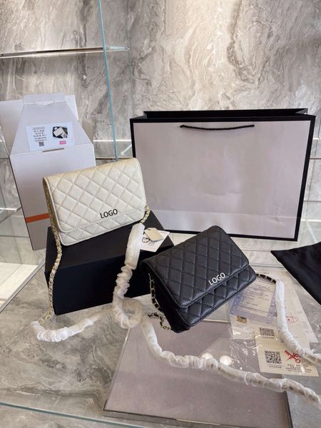 

female designer caviar shoulder bag messenger portable diamond chain fashion all-match size 19*12