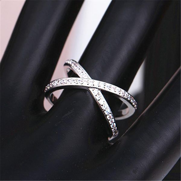 

wedding rings classic personality, sleek minimalist style cross-surrounded zircon ladies temperament ring heart sweet woman engagement, Slivery;golden