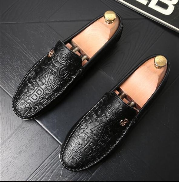 

designer men sneakers soft leather loafers casual shoes soft sole round toes slip-on breathable flat heel men leather shoes high-quality, Black