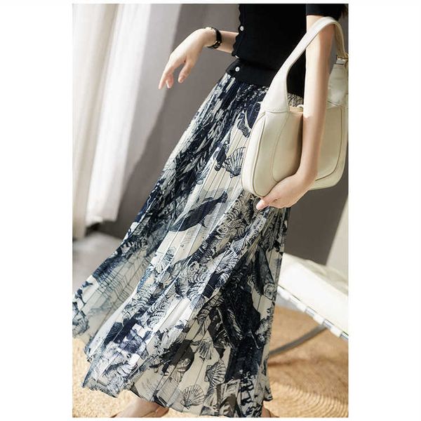 

hand [qze48019g] xiaohanke painted print ~ easy to wear smart and light pleated skirt, Black;gray