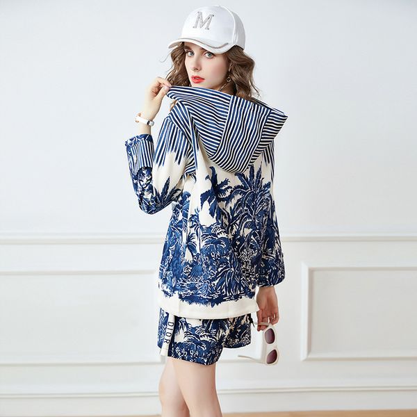 

long sleeve short pants sets women retro floral 2021 designer hooded sweatshirt +shorts spring autumn running two piece outfit sweet cute ba, White