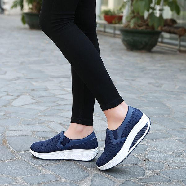 

2021 off mens womens sports running shoes breathable mesh triple black navy blue pink outdoor increase runners sneakers size 35-42 wy34-1608