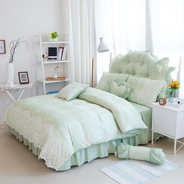 

bedding sets 2021 white green princess style 100% cotton lace jacquard luxury wedding set duvet cover bed linen skirt pillowcases