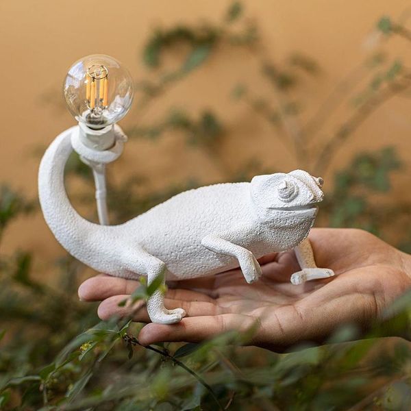 

table lamps nordic lizard night light modern cute led resin animal chameleon lamp bedroom desk home deco stand fixtures